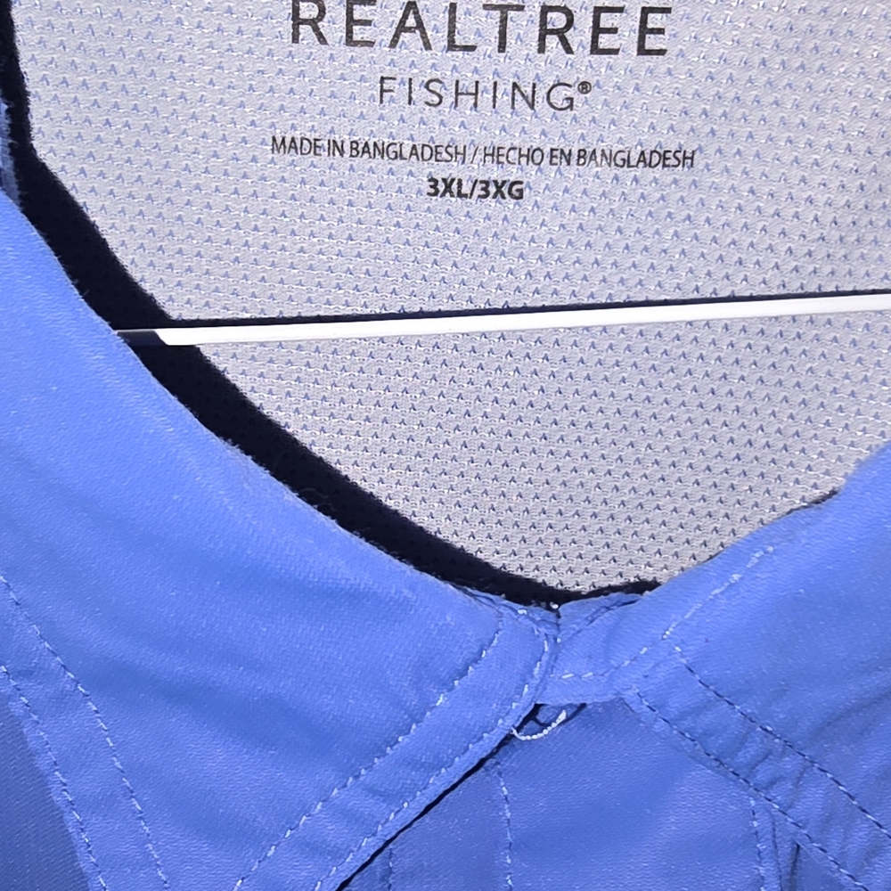 Realtree Men's Blue Button-Down Shirt